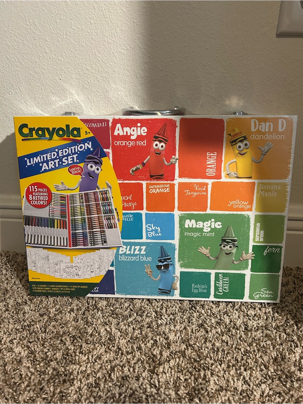 Crayola Limited Edition Art Set